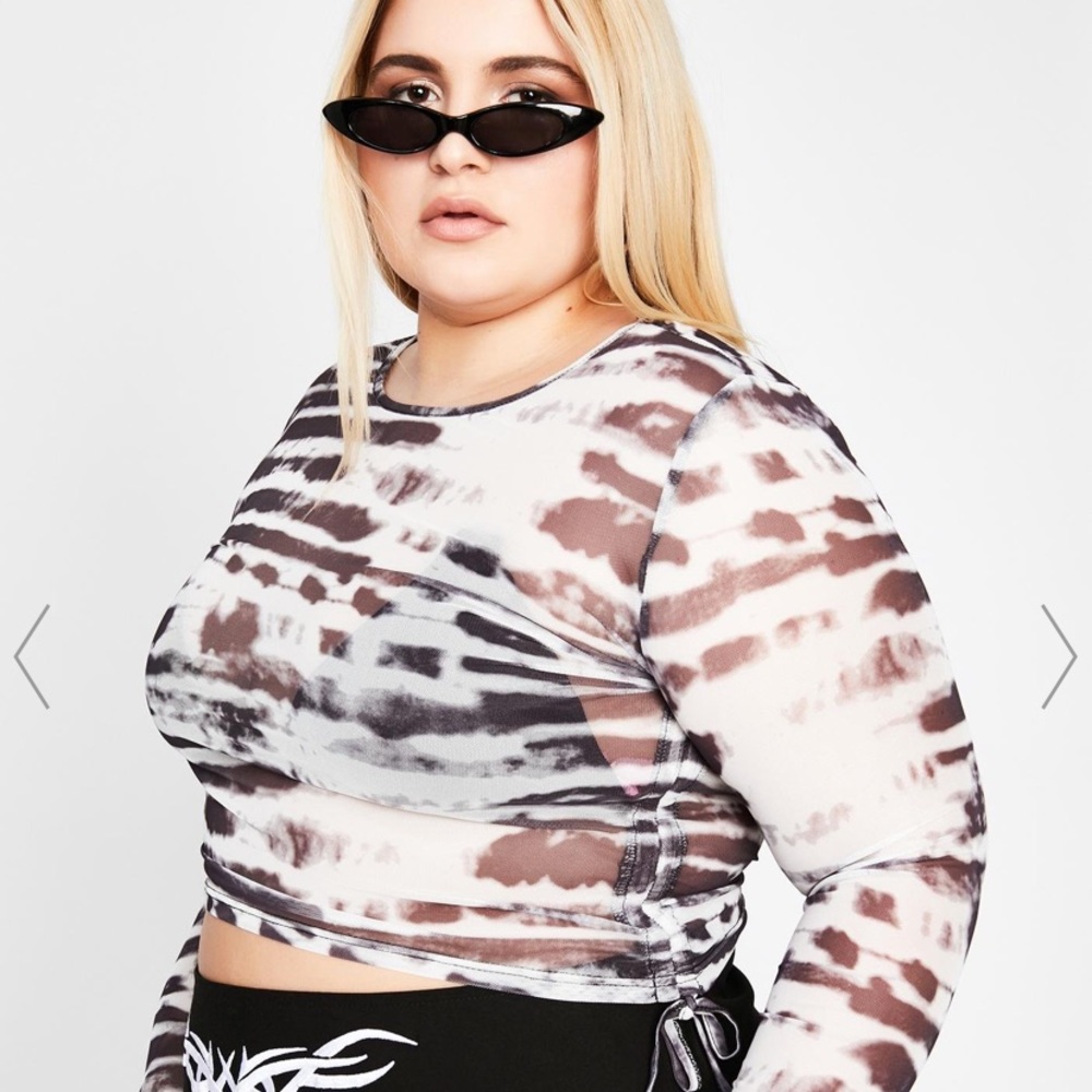 💀Cinched side mesh top💀